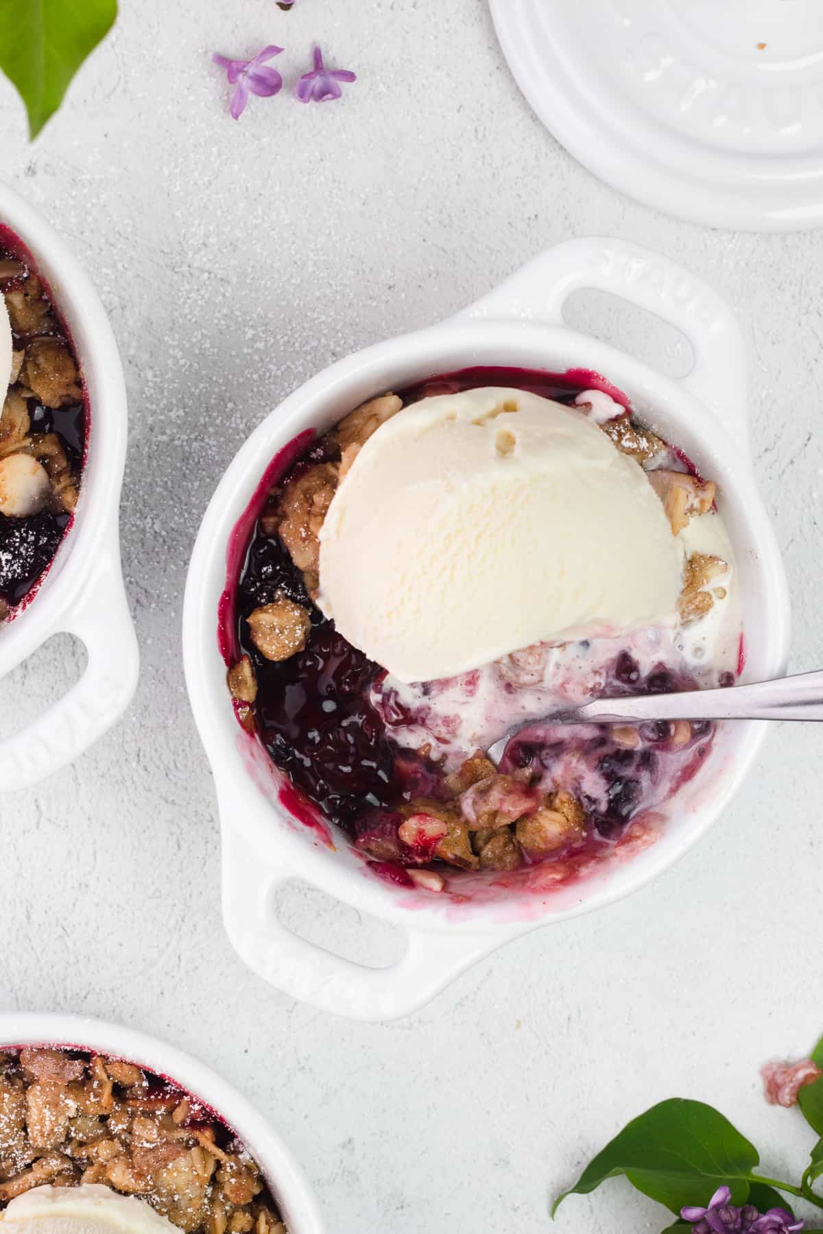 Blackberry Almond Crisp 