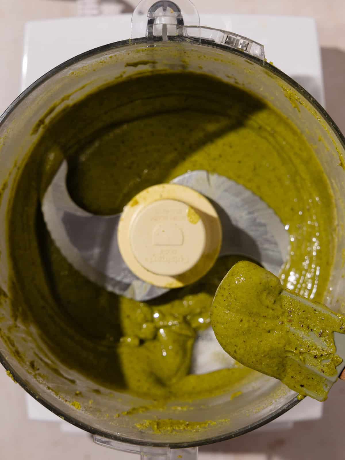 Pistachio paste is ready.