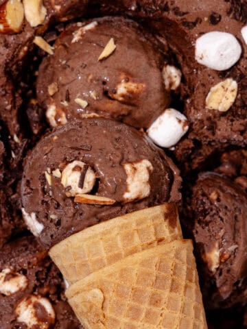 Rocky road ice cream featured photo.