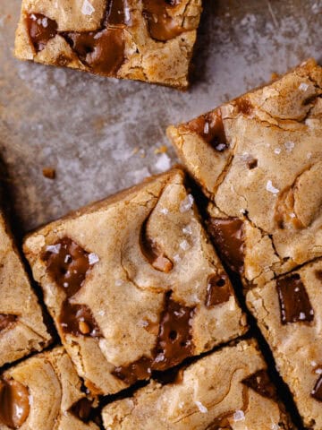 Toffee Cookie Butter Blondies feature photo.